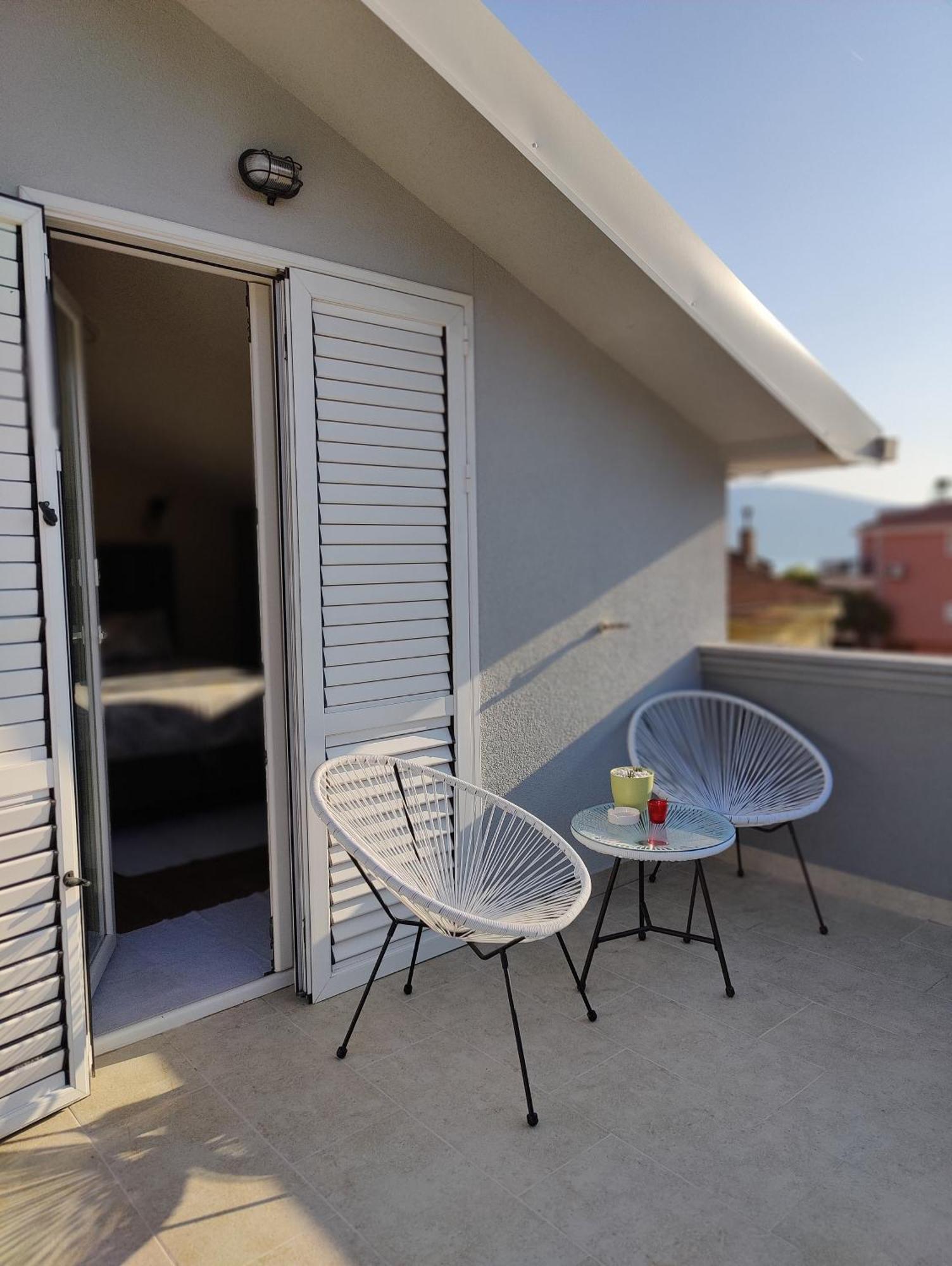 Miro Guesthouse Tivat Exterior foto