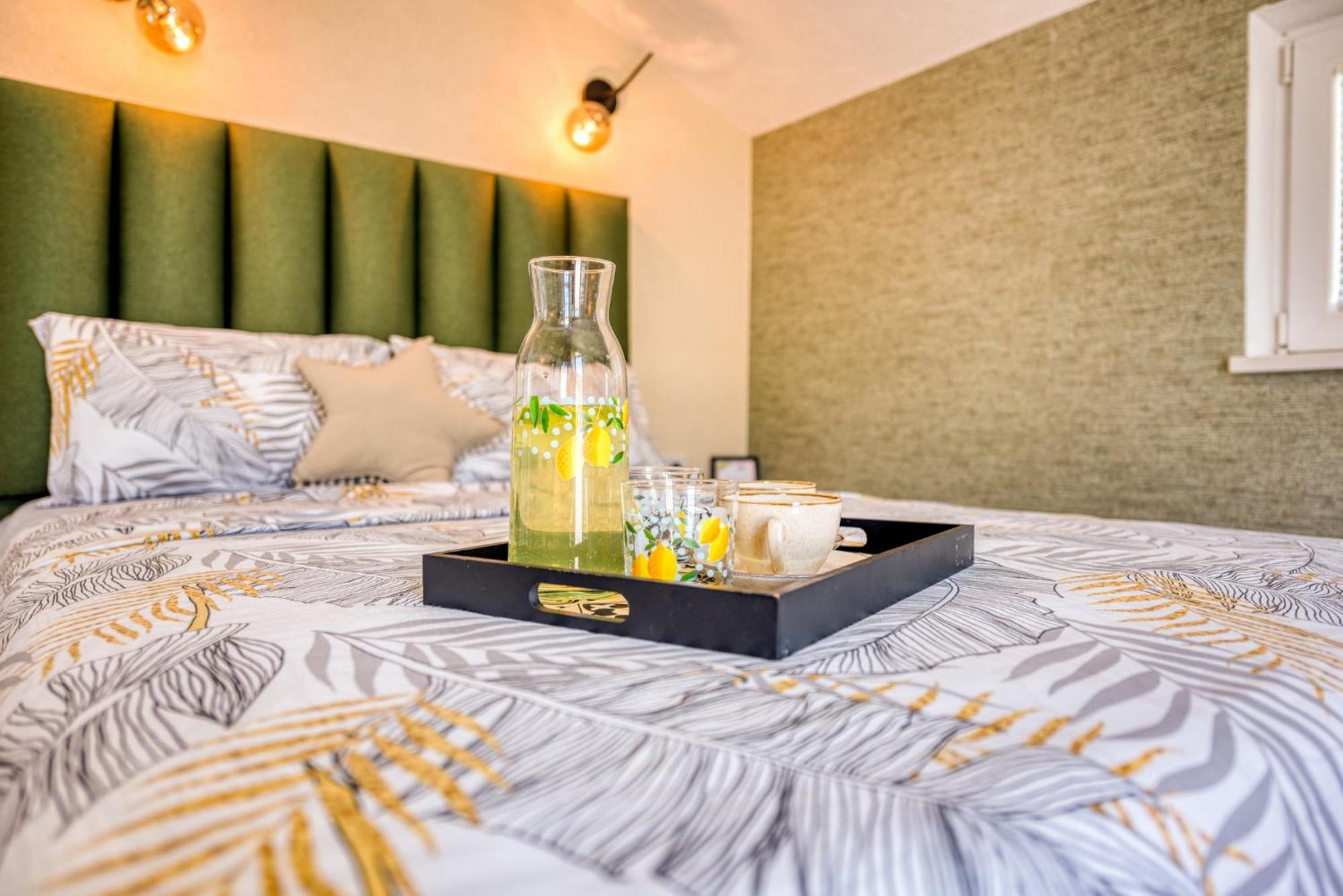 Miro Guesthouse Tivat Zimmer foto