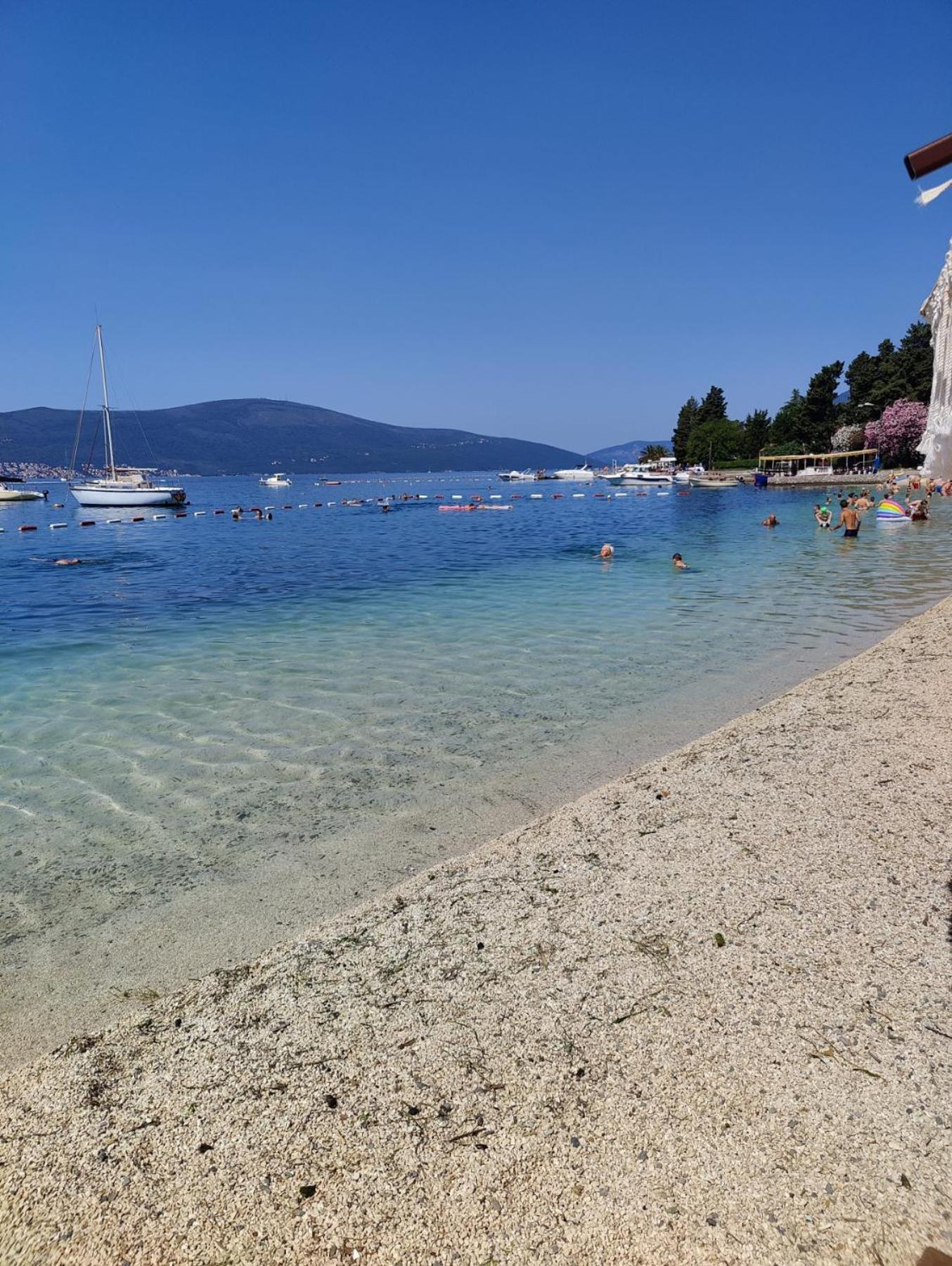 Miro Guesthouse Tivat Exterior foto