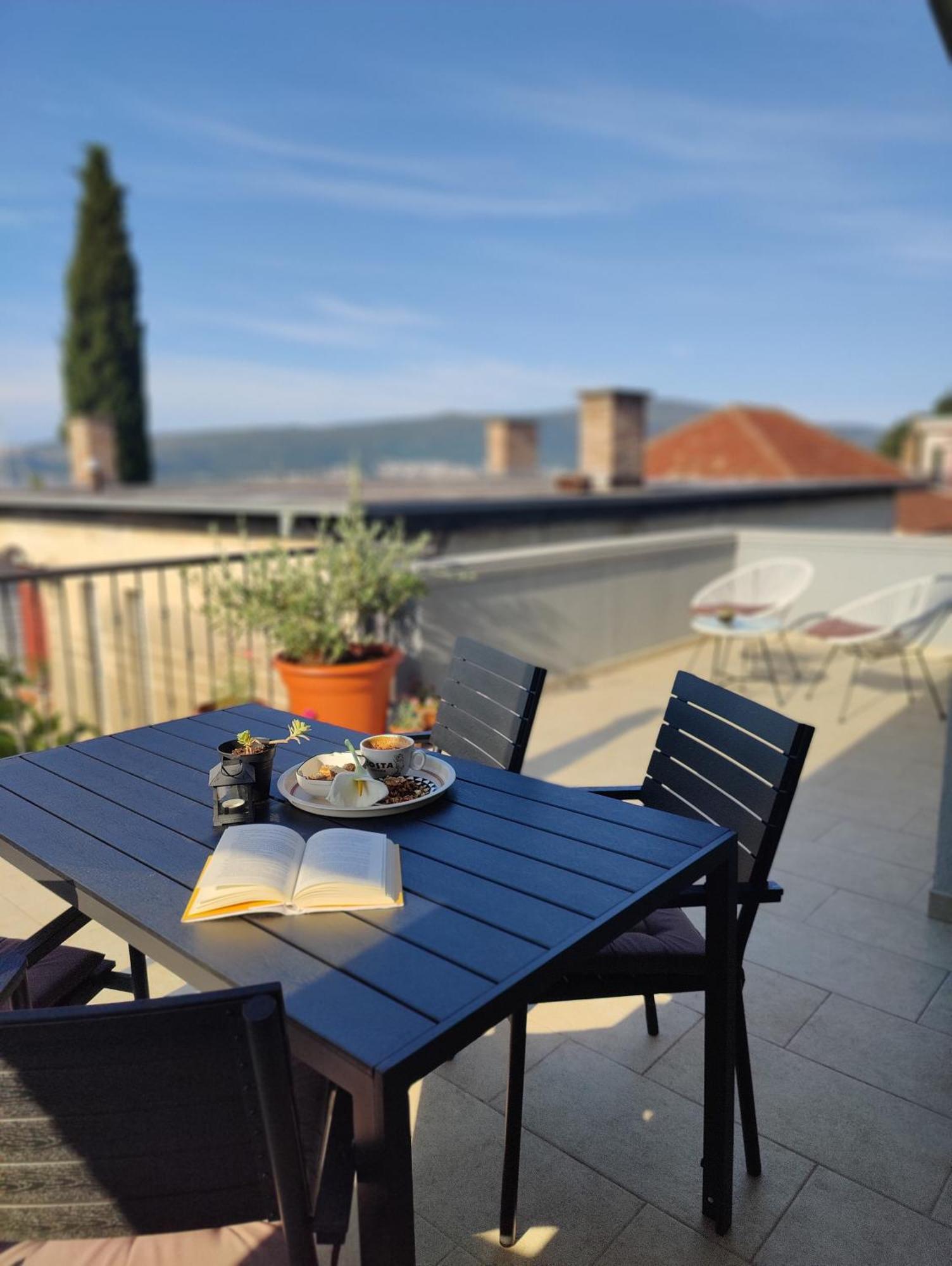 Miro Guesthouse Tivat Exterior foto